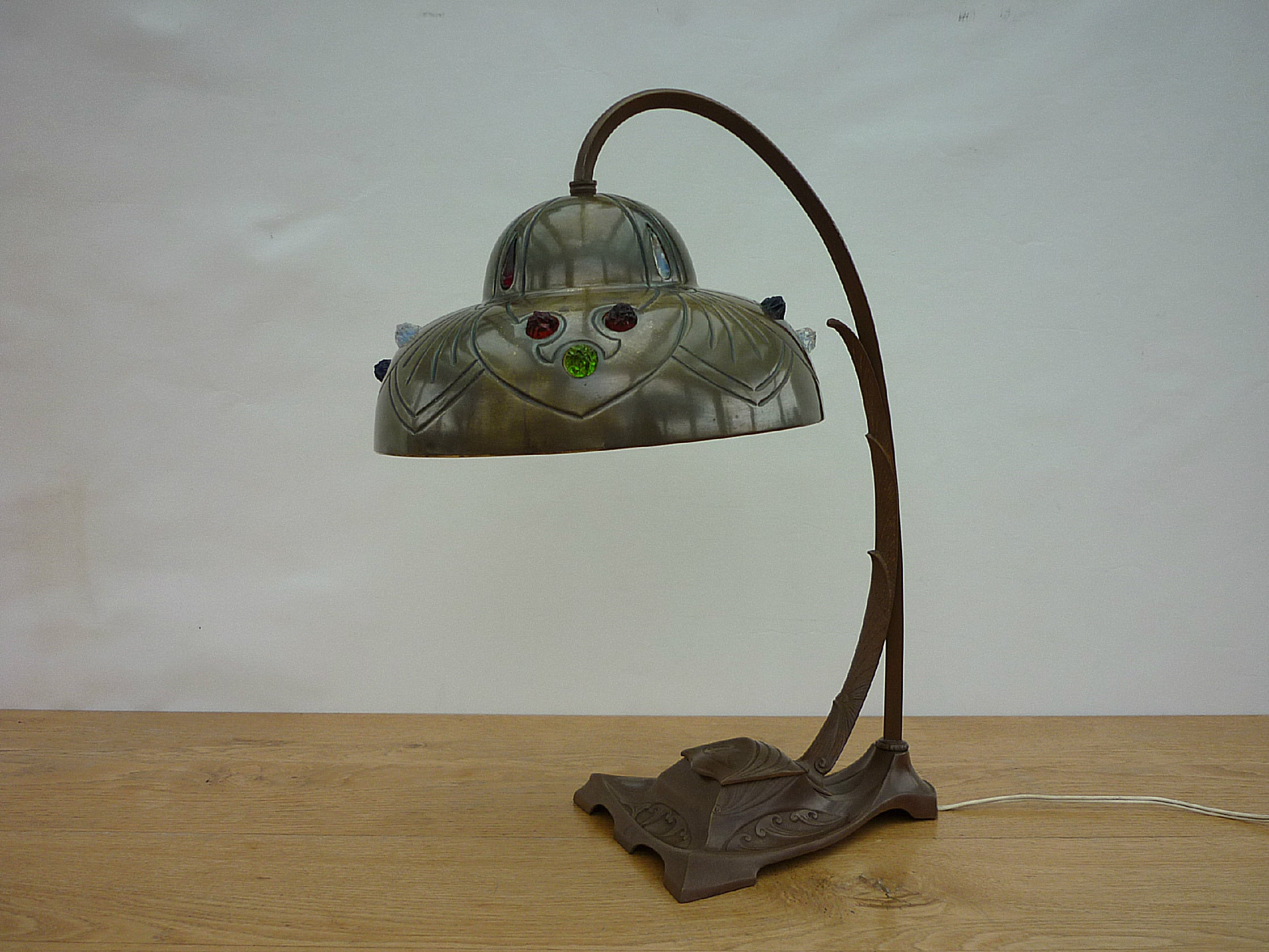 Jugenstil table- or desk lamp For Sale