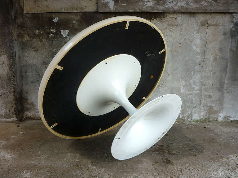 Metal Napels marble coffee table. For Sale