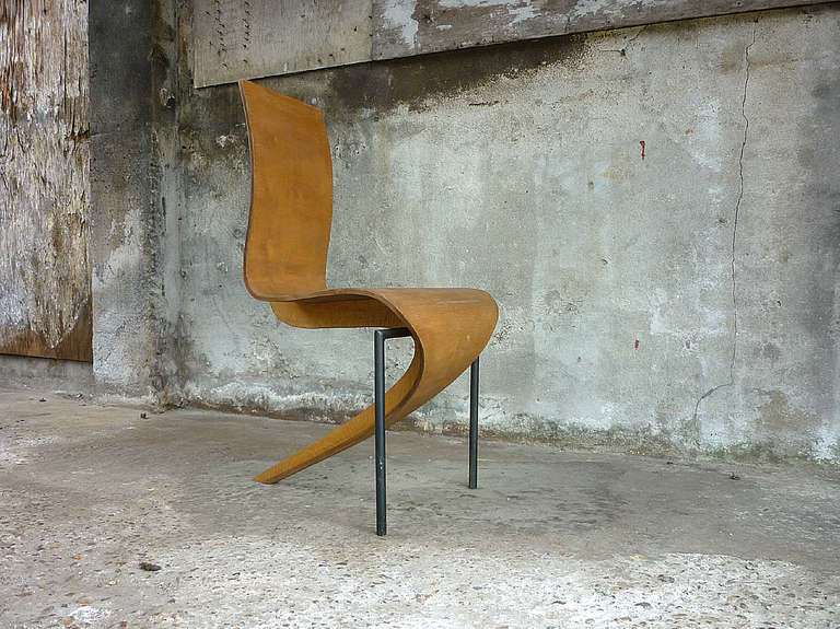 Prototype Plywood Spine side chair In Fair Condition For Sale In Den Bommel, NL