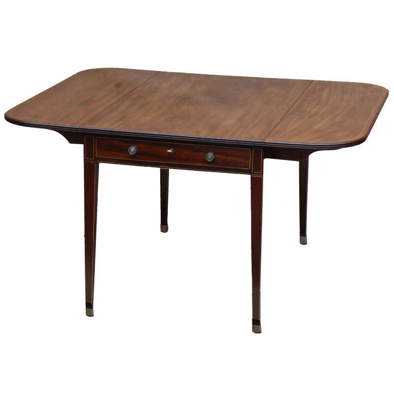Large Antique Mahogany Pembroke Dining Table For At 1stdibs Large Antique Mahogany Pembroke Dining Table For