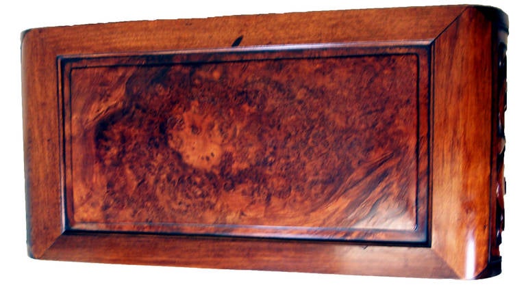 opium coffee table square