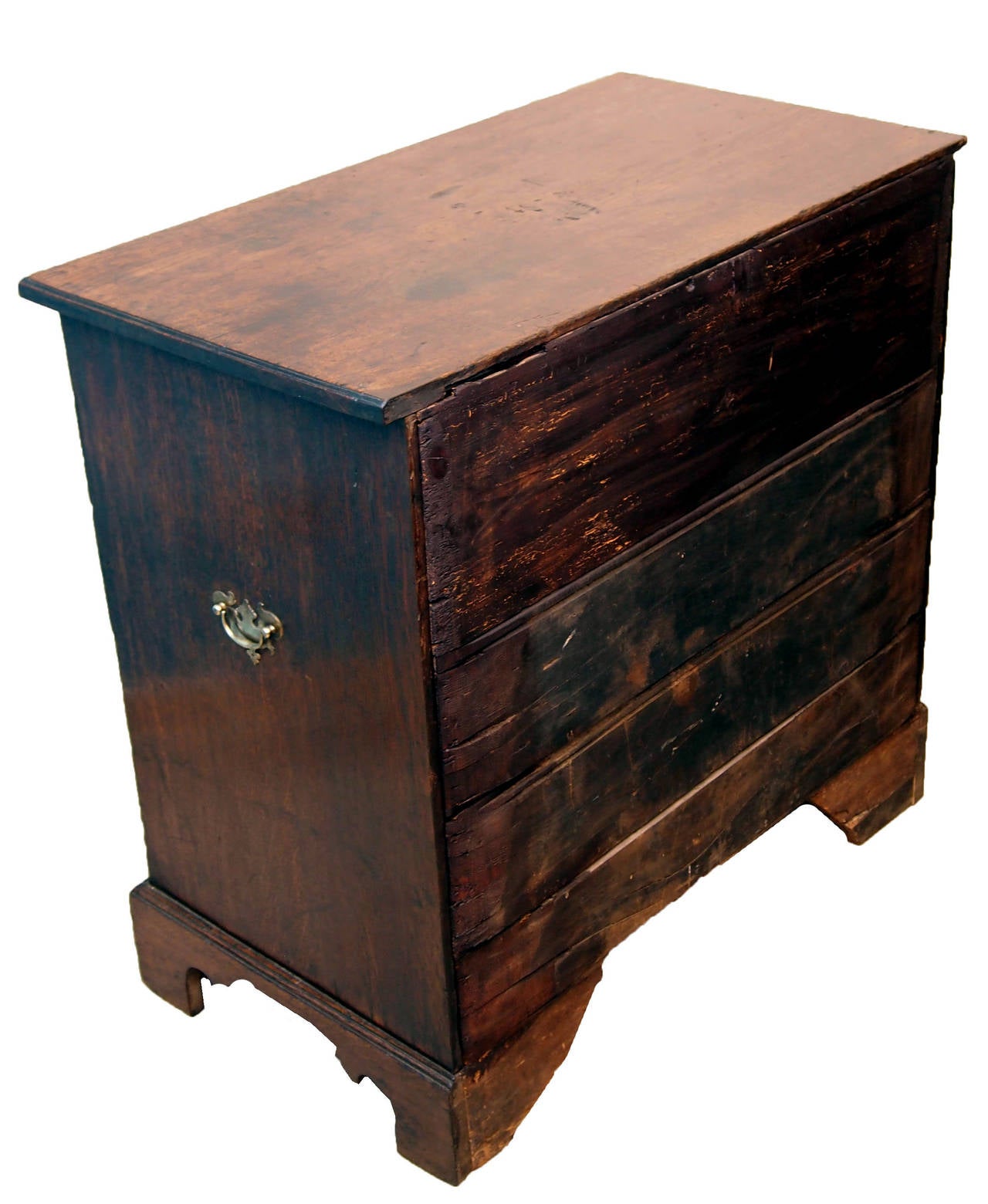 Antique Oak Bachelors Chest For Sale at 1stdibs