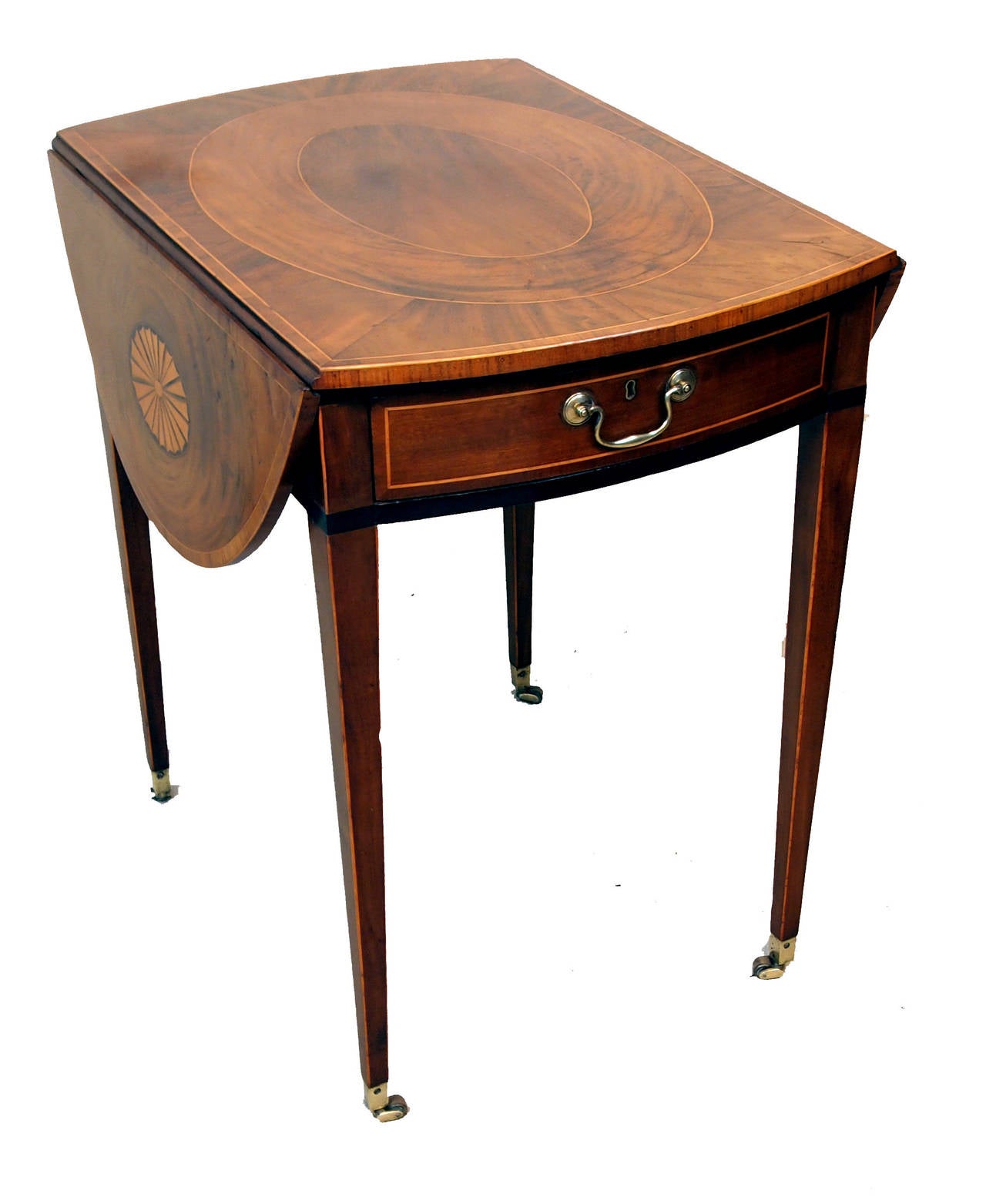 A Delightful And Very Good Quality George III Period Mahogany 
Oval Pembroke Table Having Superbly Figured Top With Inlaid 
Ovals, Shells And Banding, Above One Frieze Drawer Retaining 
Original Swan Neck Handle Raised On Fine Square Tapered Legs