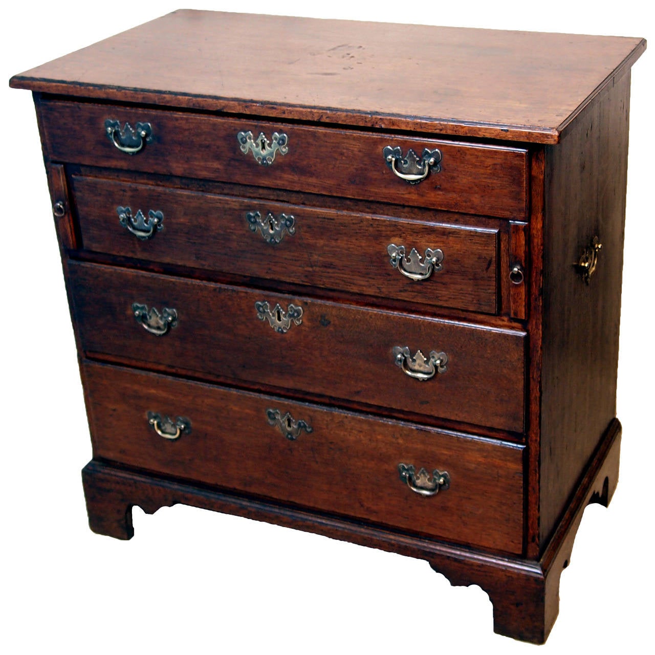 Antique Oak Bachelors Chest For Sale at 1stdibs
