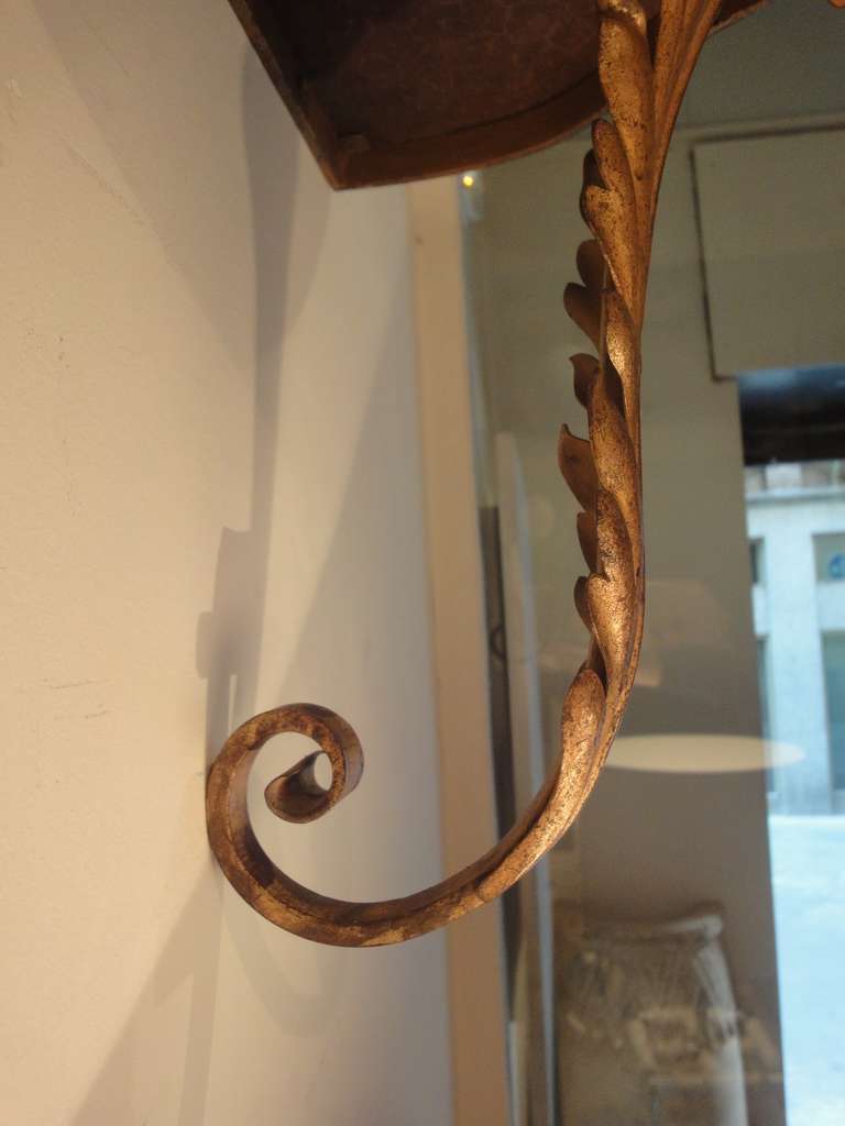 Pair of Gilded Wall Brackets For Sale 1