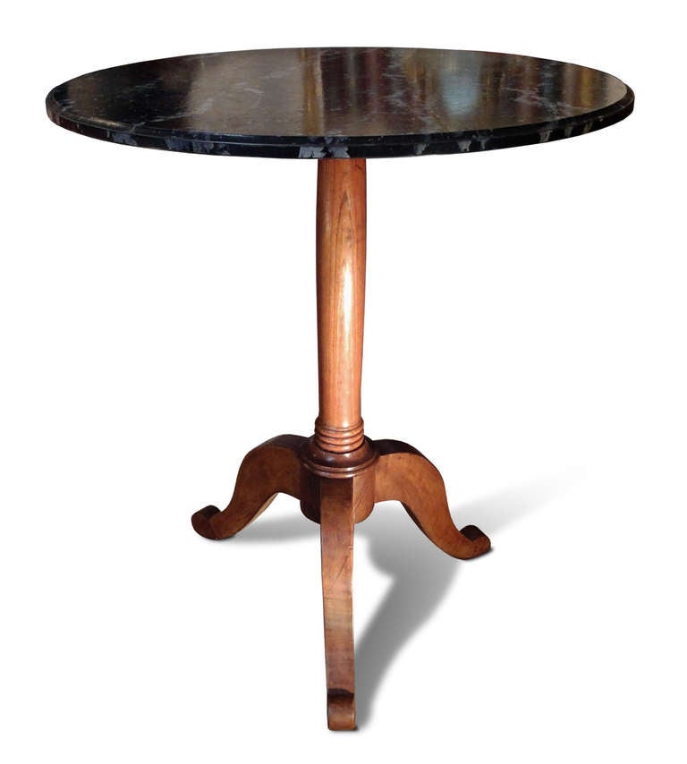 Small Oak Wood Gueridon