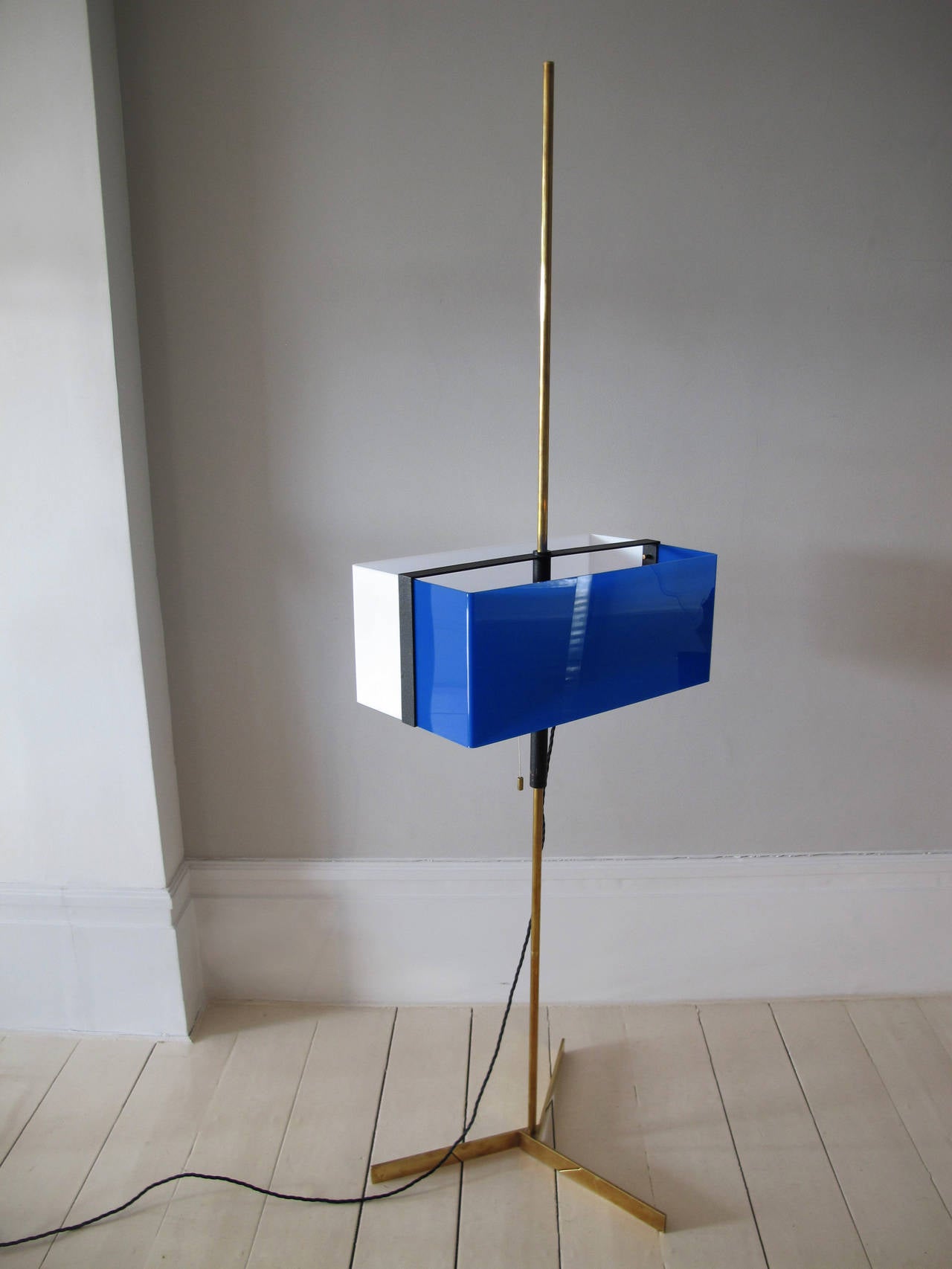 Mid-Century Modern Rare Adjustable Standing Lamp by Tito Agnoli