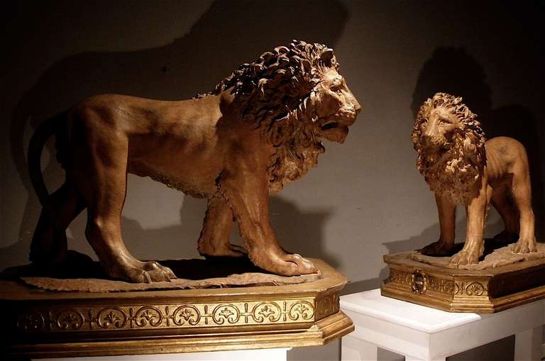 Pair of Terracotta Lions In Excellent Condition For Sale In Florence, IT