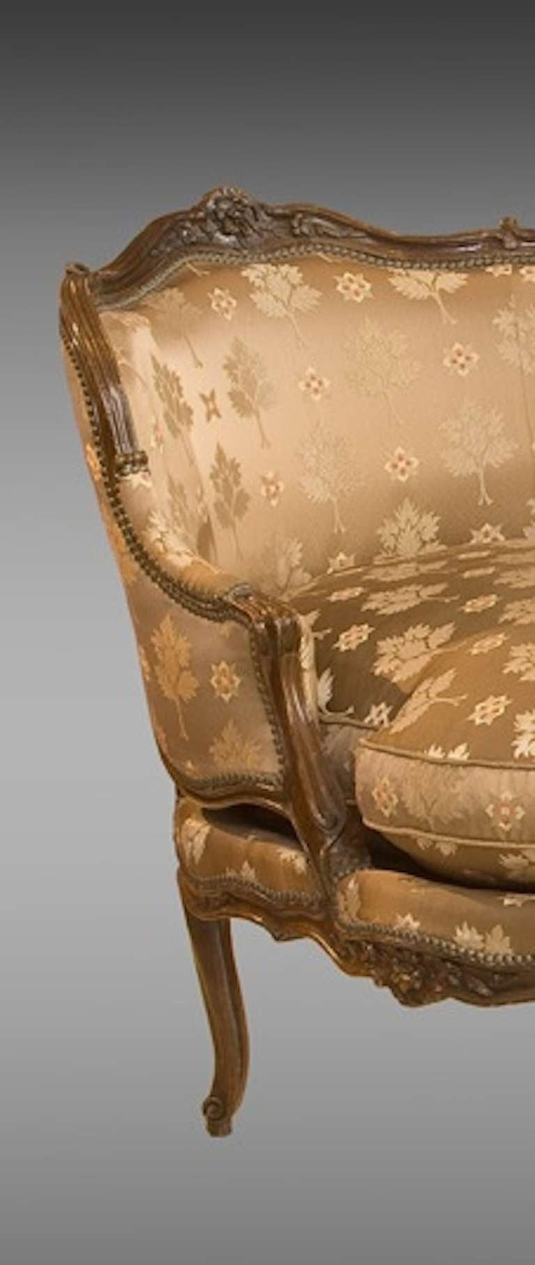 French Louis XV Carved Walnut Duchesse Brissée In Excellent Condition For Sale In Madrid, ES