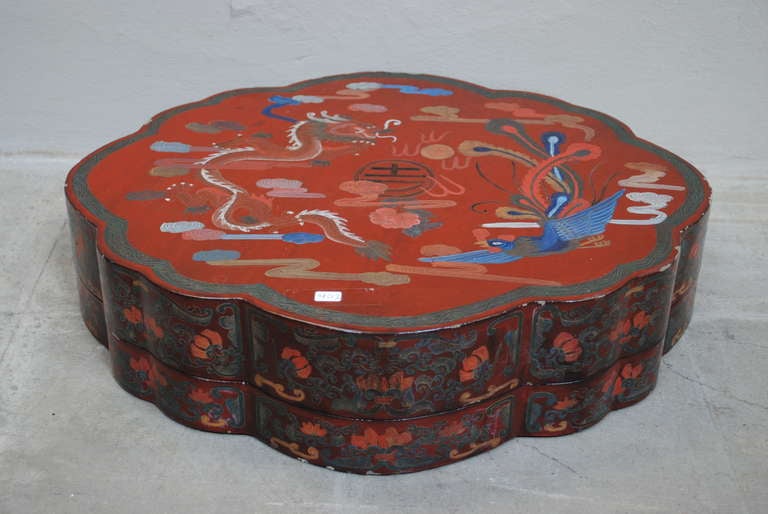 19th Century Wood Box Laquered with "Chinoiserie" Decoration
