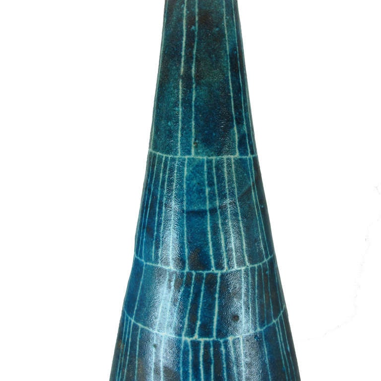 Mid-20th Century Tall Blue Sgraffito Pattern Ceramic Table Lamp by Guido Gambone