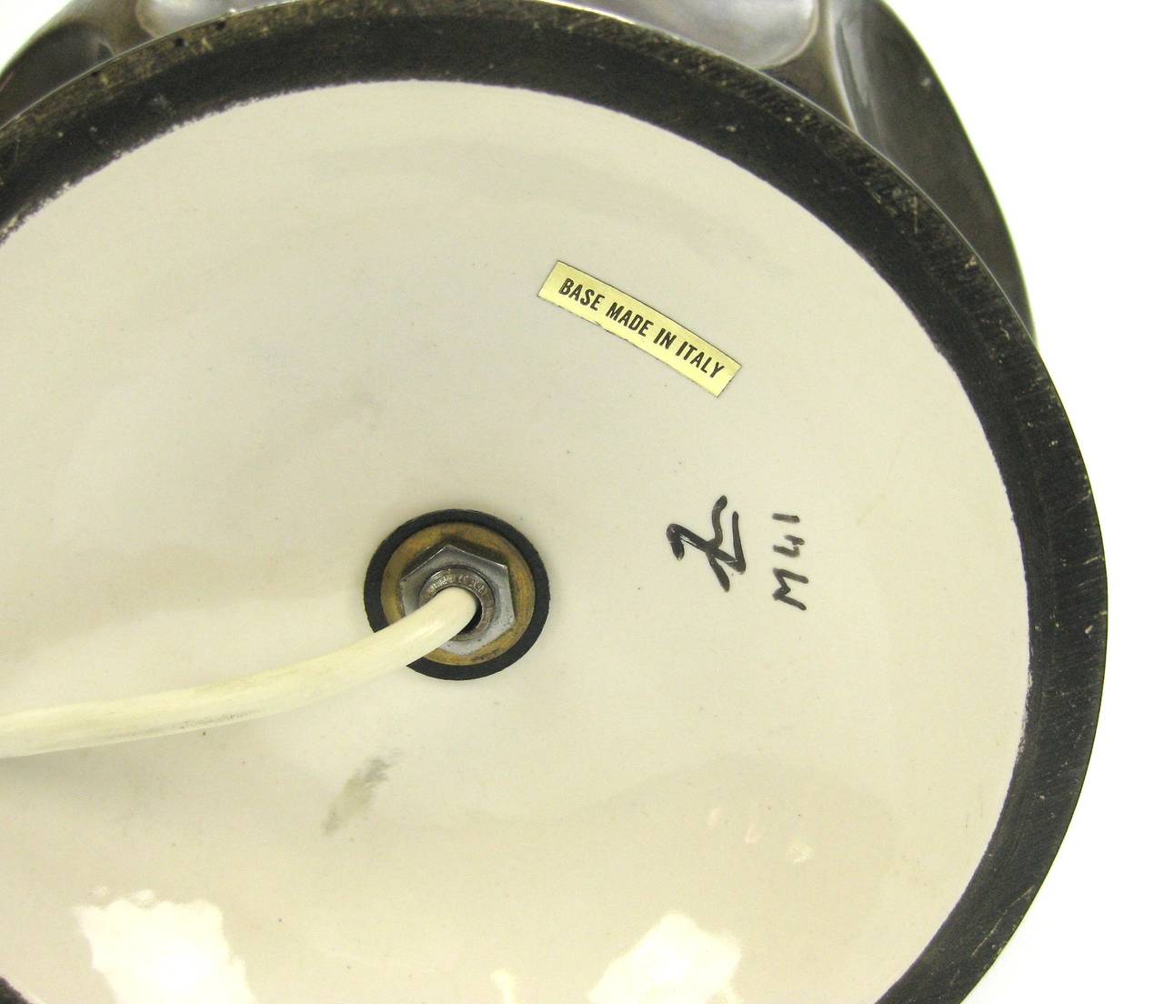 Zaccagnini-Lampe, Keramik, Geometrisch, Silber Zinn, signiert (Mitte des 20. Jahrhunderts) im Angebot