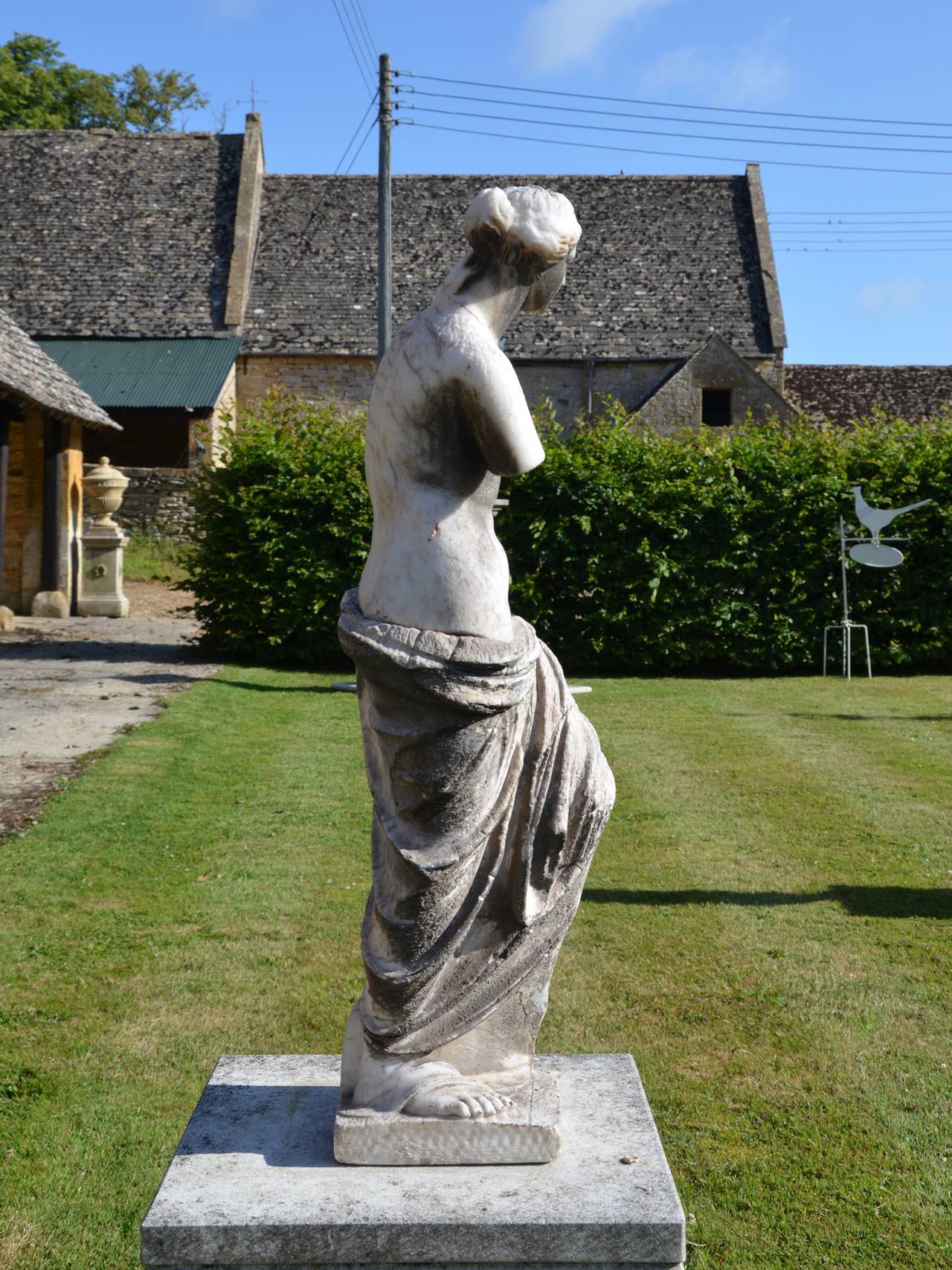 Italian An alabaster Figure of the 'Venus de Milo' For Sale