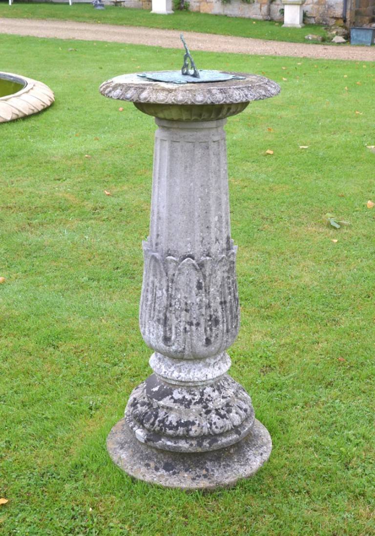 Late 19th Century Composition Sundial In Good Condition In Gloucestershire, GB