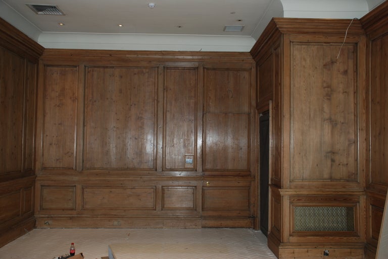 English A large quantity of part 18th century Pine panelling