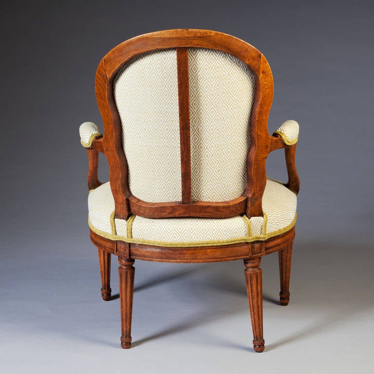 Pair of French Louis XV Fauteuils by Nicolas Courtois, circa 1770 1