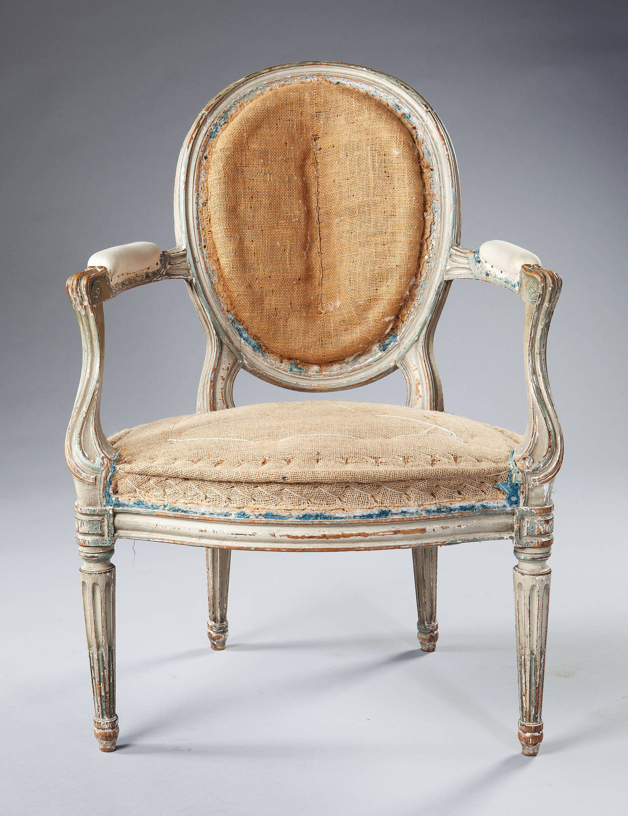 Fine Pair of French Neoclassical Fauteuil Armchairs at 1stDibs