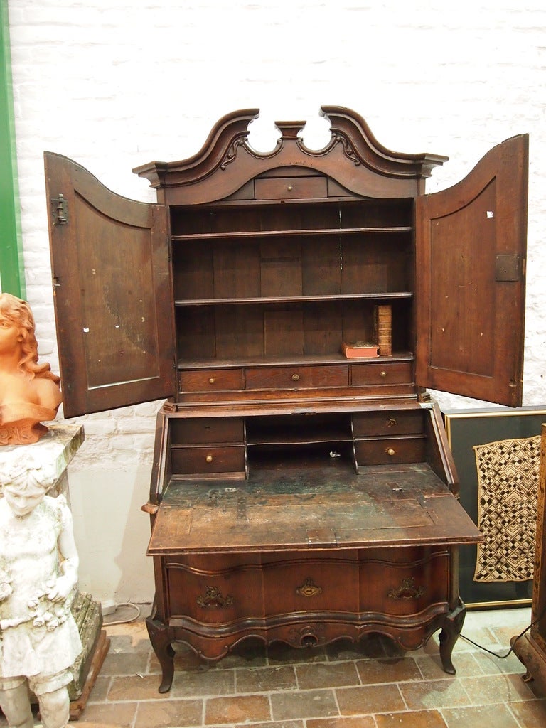 18th century Louis XV French oak secretary