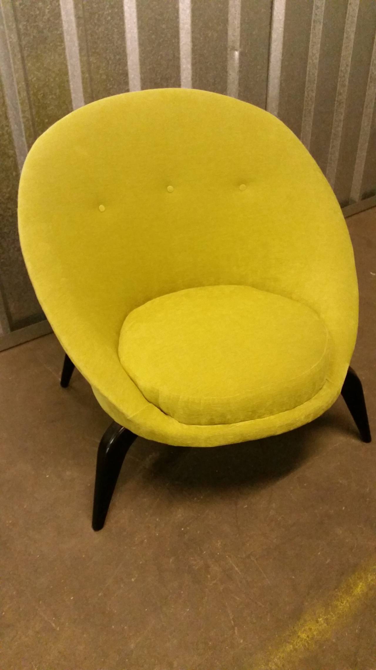 Mid-Century Modern Mid 20th Century Design Crab Claw Chair