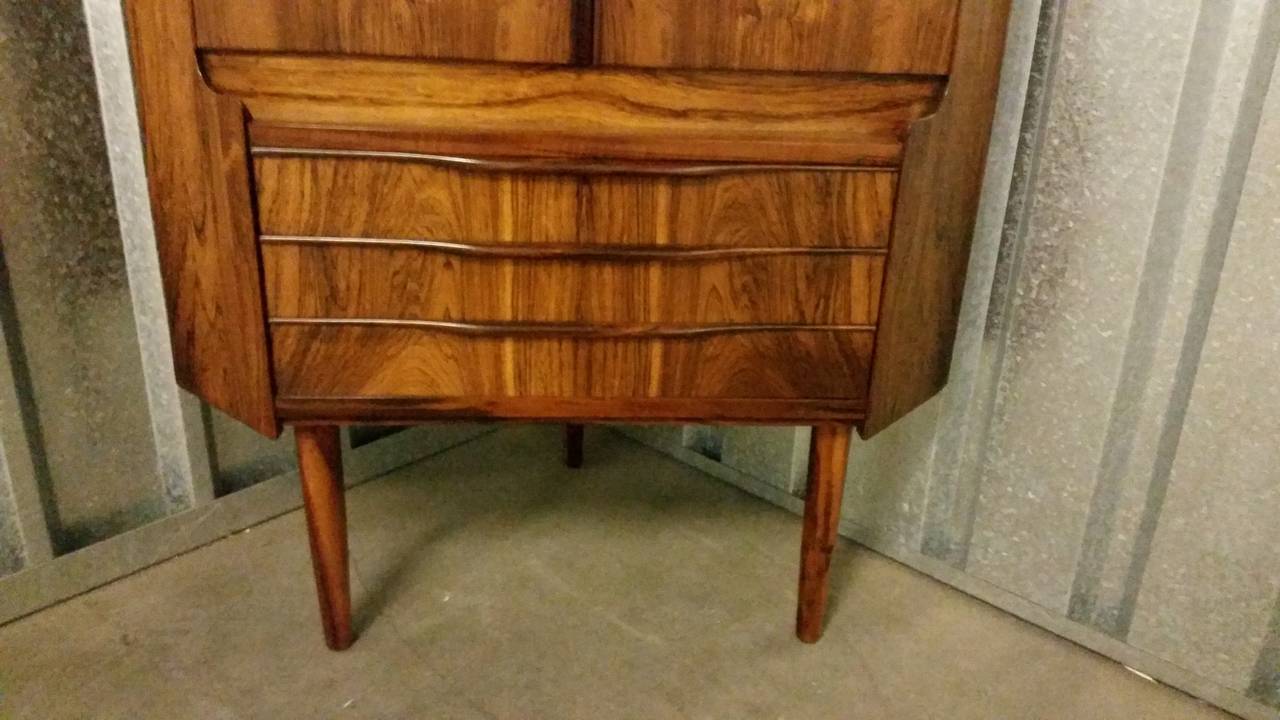 Omann Jun Rosewood Corner Cabinet In Excellent Condition In London, GB