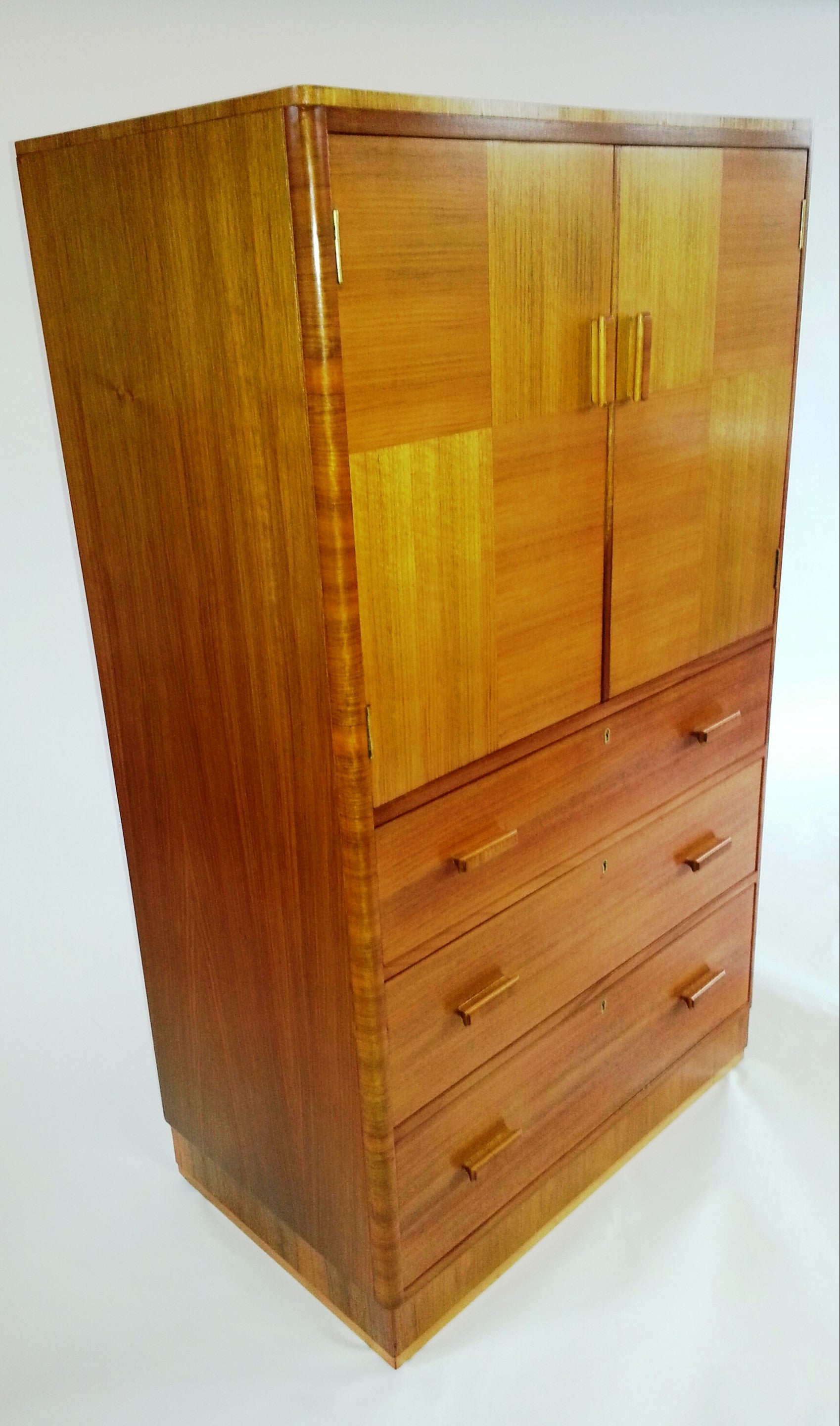 Art Deco Linen Press