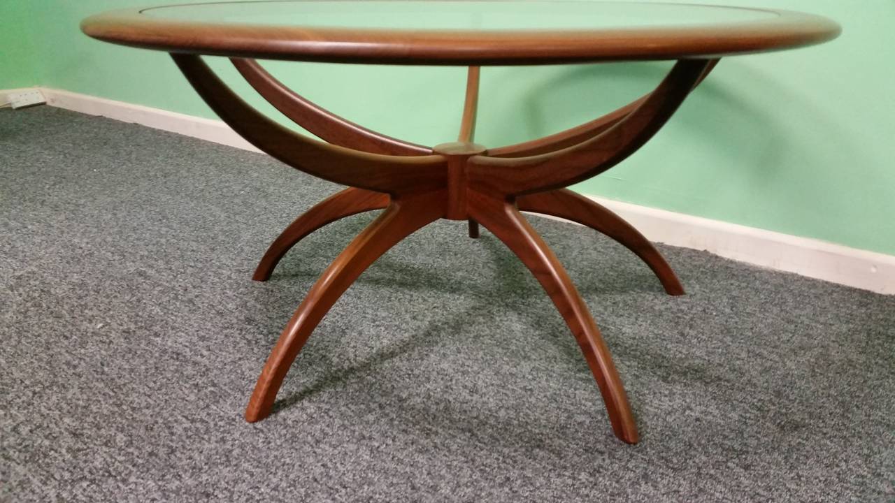 Mid Century Modern Design G Plan Spider Table In Excellent Condition In London, GB