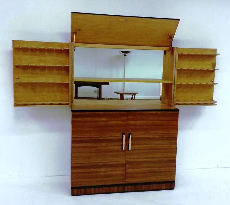 Art Deco Cocktail Cabinet  In Excellent Condition For Sale In London, GB