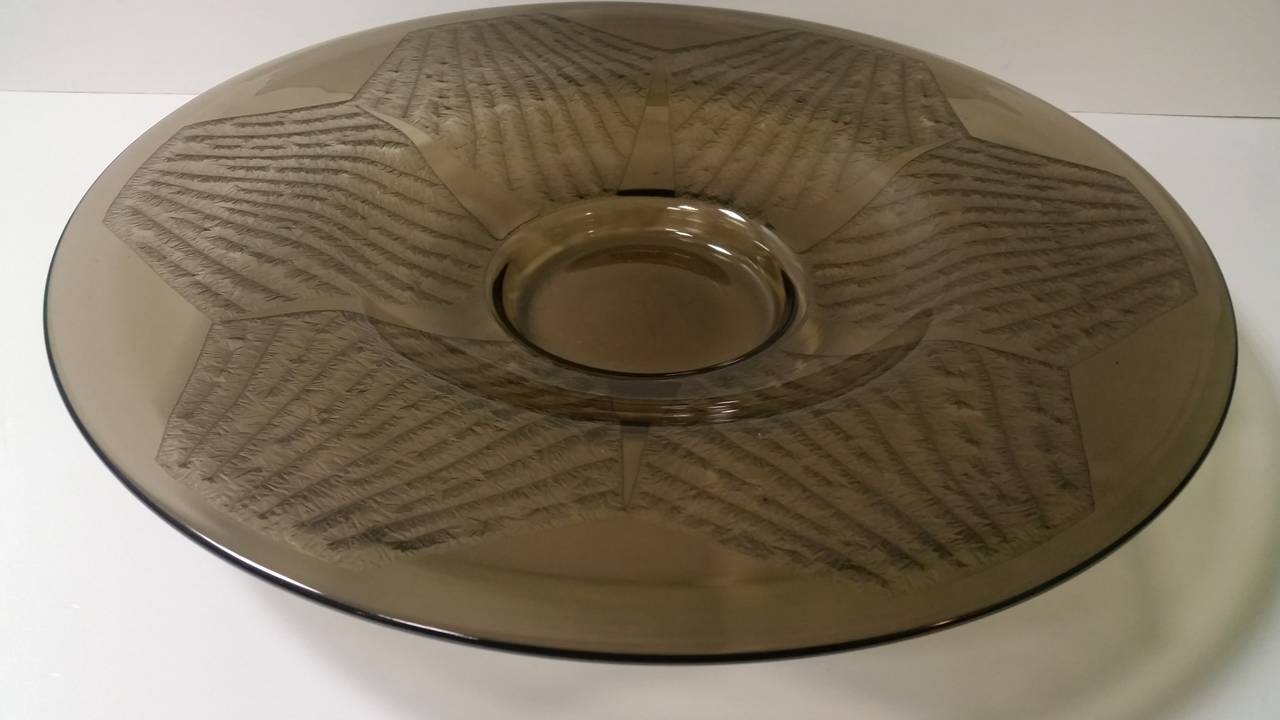 Art Deco Glass Bowl By Charles Schneider (1881-19530) In Excellent Condition For Sale In London, GB