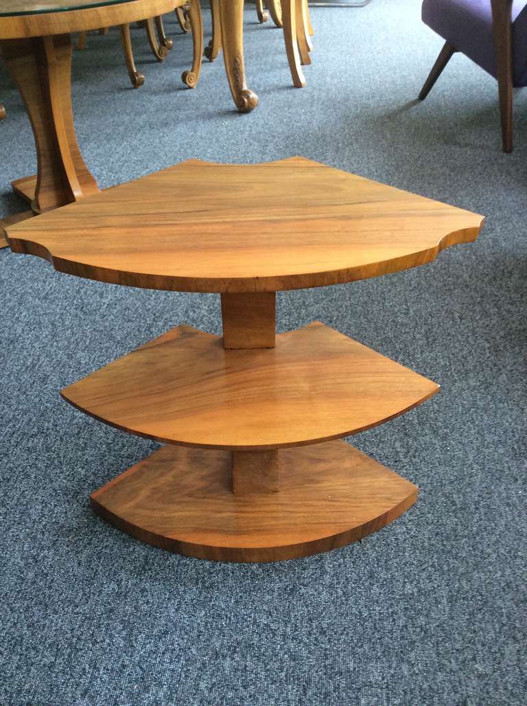 Art Deco Walnut Nest of Tables by Harry and Lou Epstein In Excellent Condition In London, GB