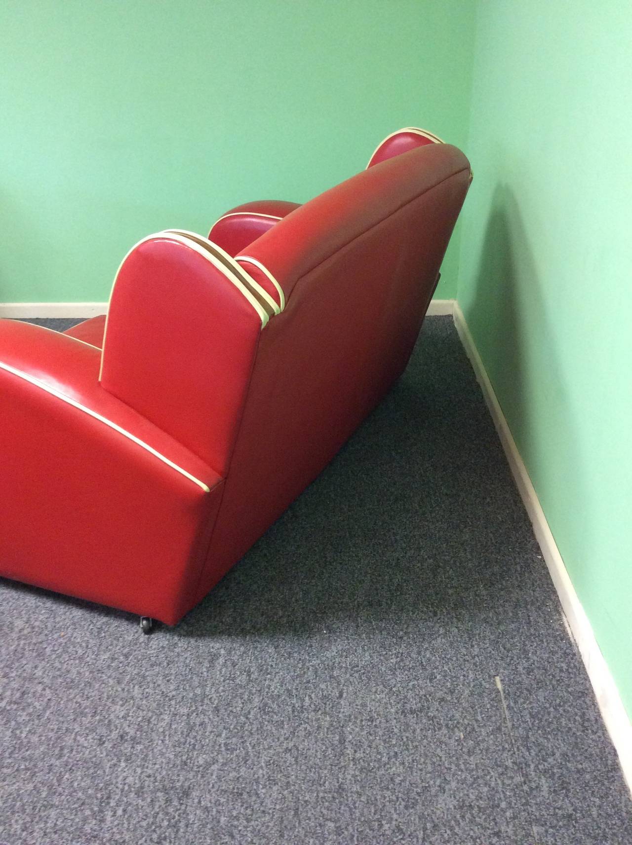 Art Deco Red Leather Sofa In Good Condition In London, GB