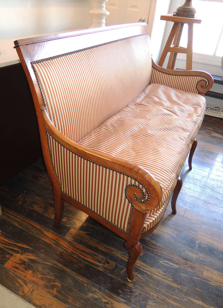 Restoration Canape 2