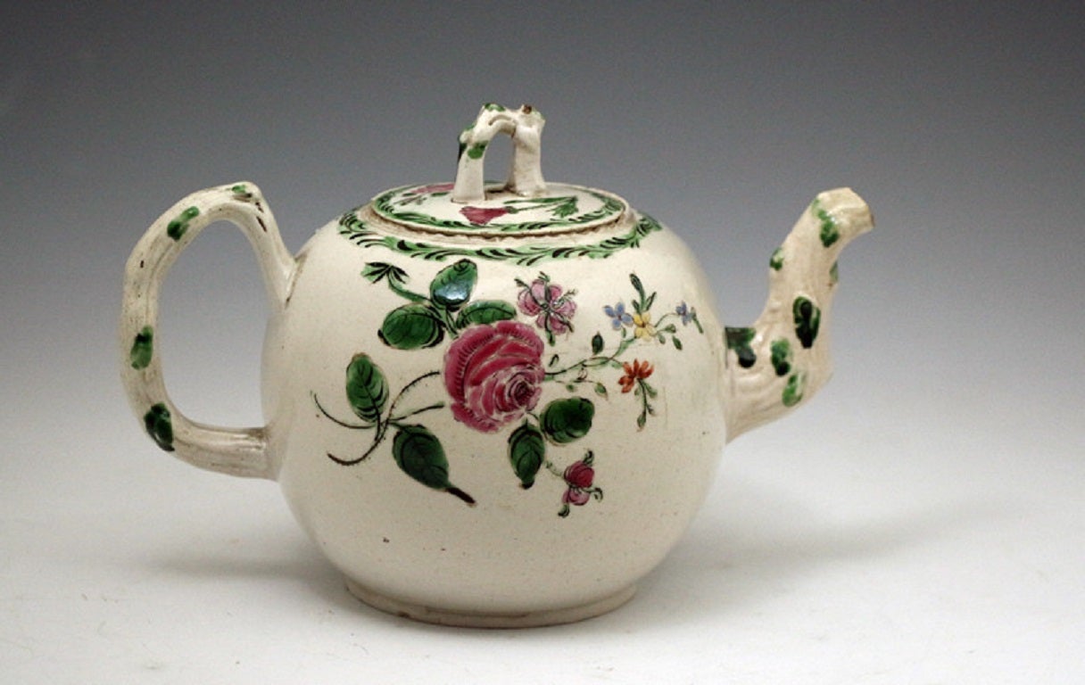 Staffordshire Pottery Jacobite Theme Saltglaze Teapot In Good Condition In Woodstock, OXFORDSHIRE