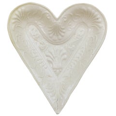 Staffordshire pottyer stoneware heart shaped dish in saltglaze c1750