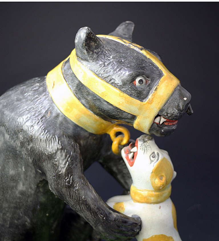 Antique English Pottery Figure of a Bear Baited by a Bull Terrier, Staffordshire Pottery circa 1815 In Excellent Condition For Sale In Woodstock, OXFORDSHIRE