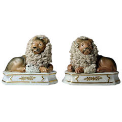 Pair of Lion and Lamb Figures by John and Rebecca Lloyd of Shelton