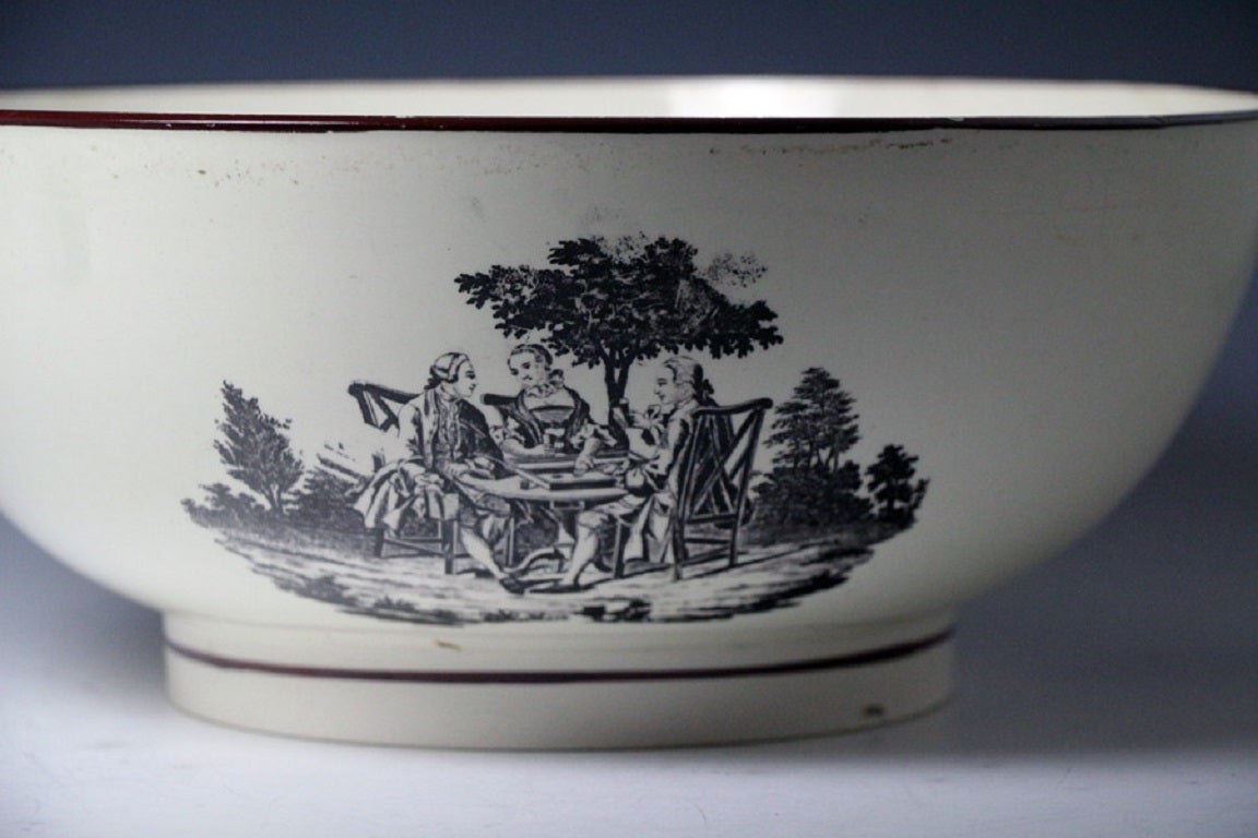 Large Creamware Pottery Bowl with Underglaze Transfer Prints of Rural Scenes In Good Condition In Woodstock, OXFORDSHIRE