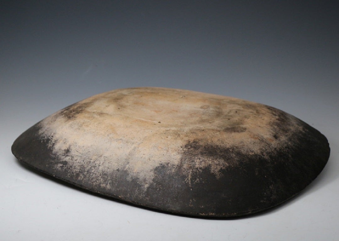 Antique English Earthenware Slipware Loaf Dish, Late 18th Century In Good Condition For Sale In Woodstock, OXFORDSHIRE