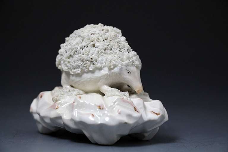 Antique Staffordshire English Porcelain Figure of a Hedgehog In Excellent Condition In Woodstock, OXFORDSHIRE