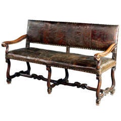 Walnut settee with old leather c.1690 