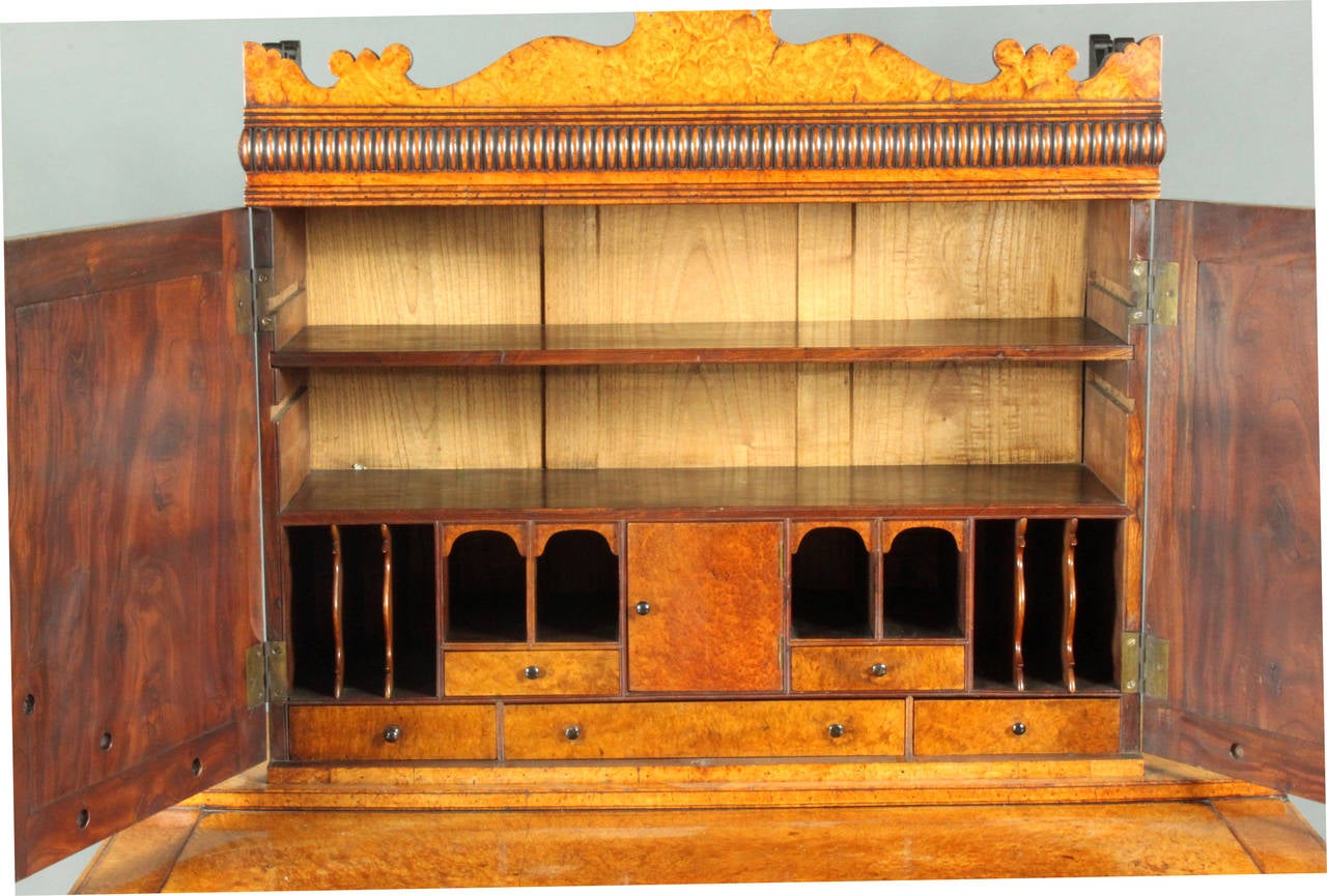 Mid-19th Century Chinese made amboyna desk