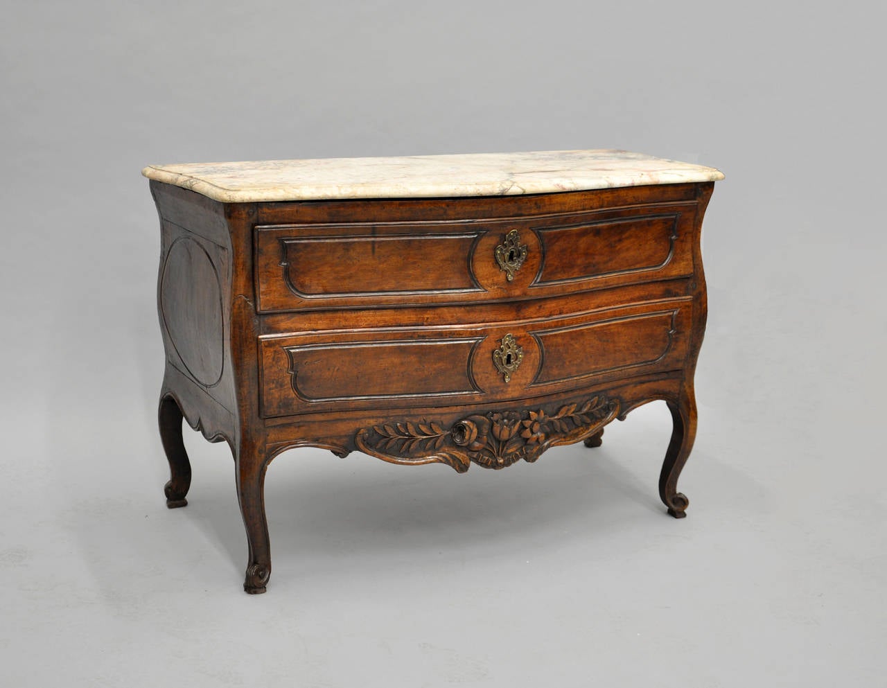 French walnut wood commode from the Louis XV period with original marble top