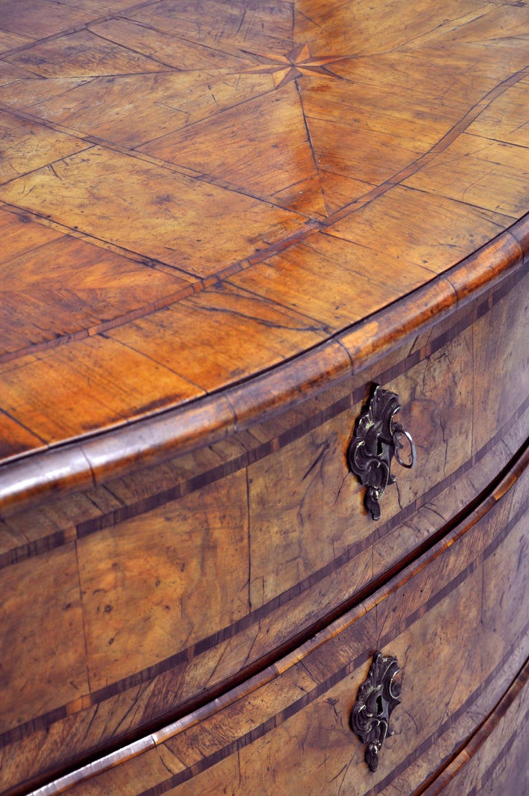 Other 18th Century Italian Marquetry & Parquetry Chest of Drawers For Sale