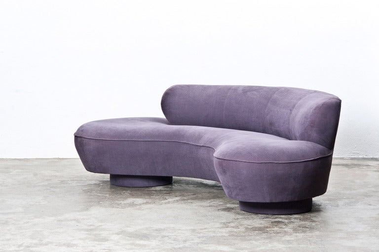 Late 20th Century Vladimir Kagan Sofa For Sale