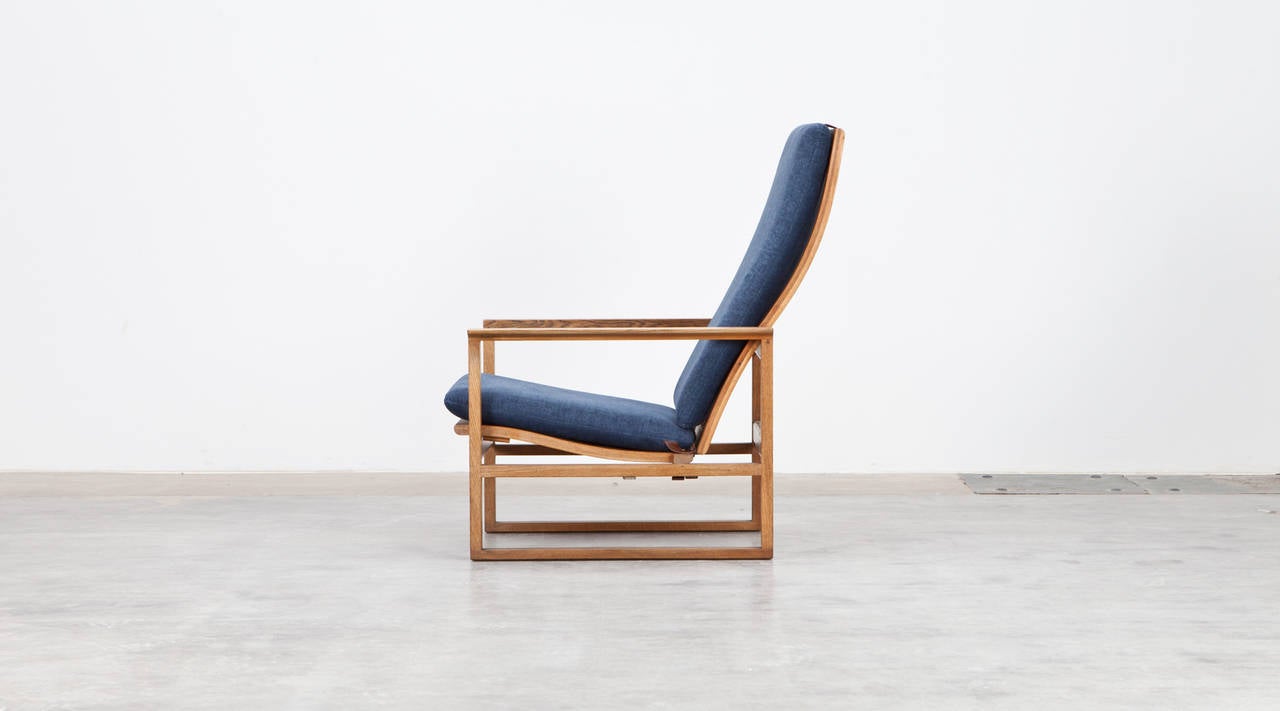 Danish 1950s Blue Cushions, Oak Frame Lounge Chair with Ottoman by Børge Mogensen 