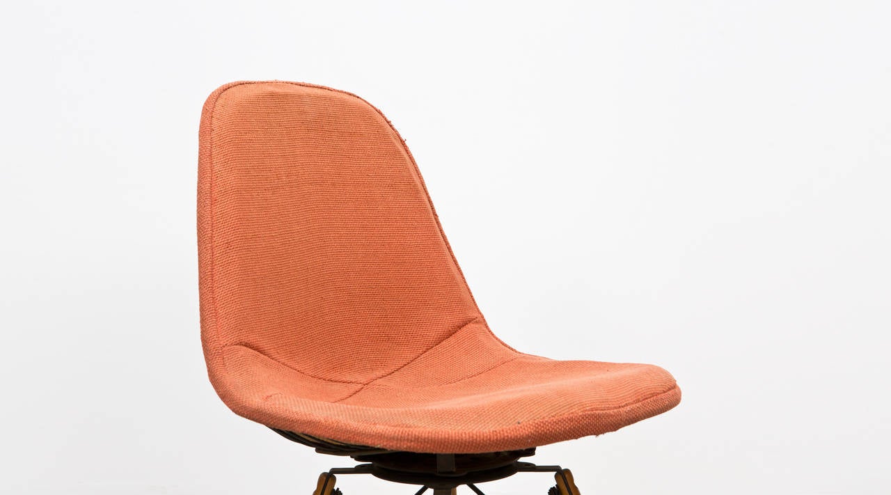 Mid-20th Century 1950's orange fabric Swivel Side Chair by Charles & Ray Eames For Sale