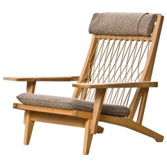 Hans Wegner Lounge Chair