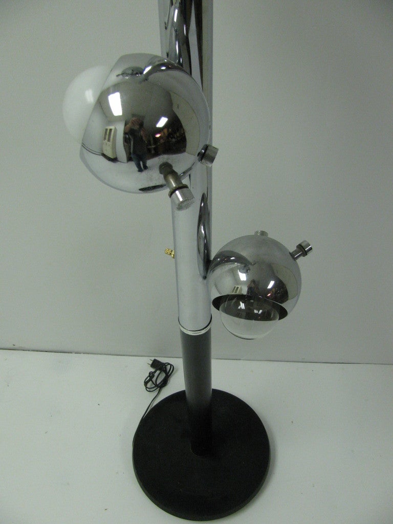 Polished Italian Design Mid Century Modern Floor Lamp