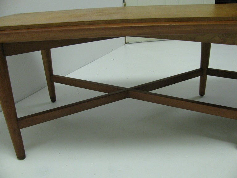 Early Milo Baughman Mid Century Modern Cherrywood & Burled Maple Cocktail Table For Sale 3