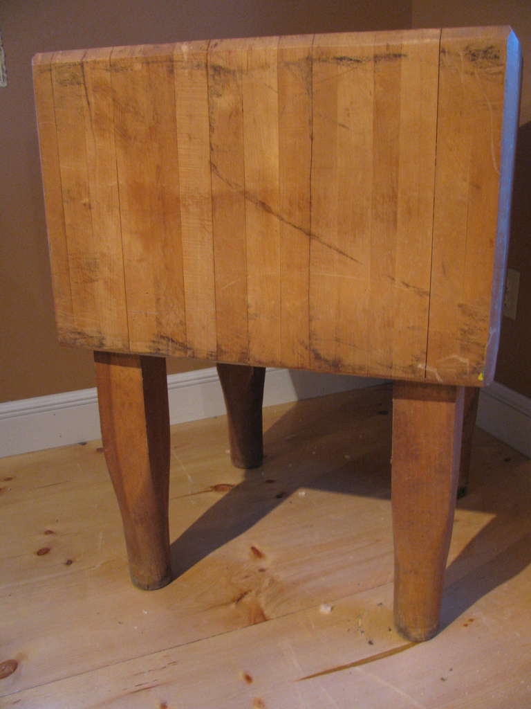 Massiver Butchers Block-Tisch aus Ahornholz (Industriell)