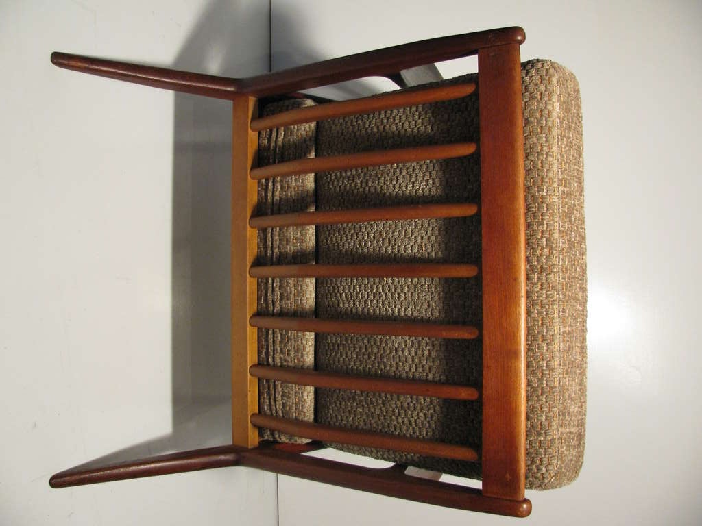 Ein Paar Poul Jensen Z-Stühle für Selig (Walnuss)